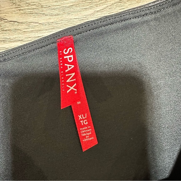 Spanx 2437 Faux Leather Leggings XL - Picture 7 of 9